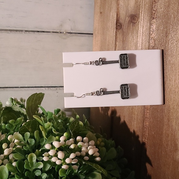 THOR HAMMER tribute dangle earrings pewter color NWT - Picture 3 of 4
